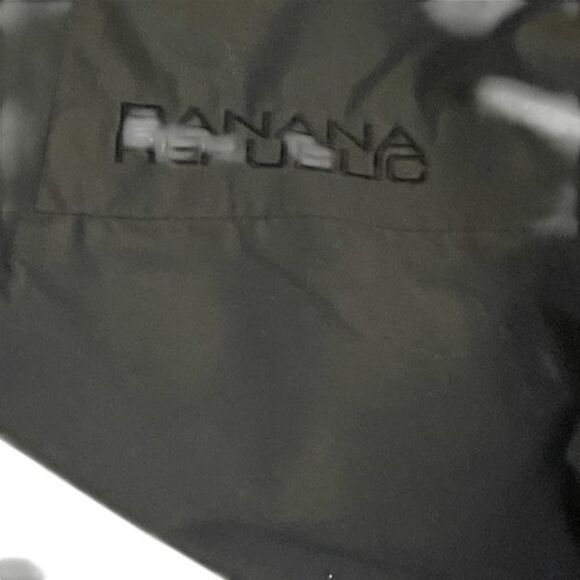 Banana Republic Windbreaker - Picture 6 of 6